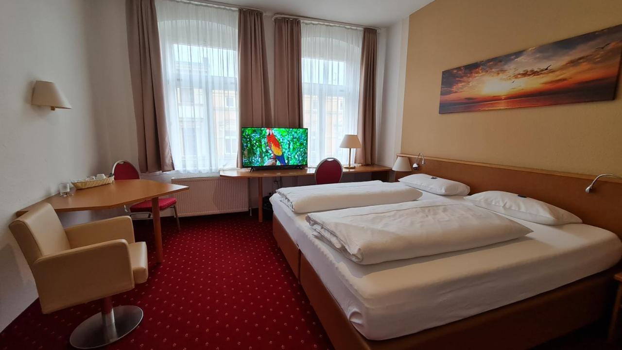 City-Hotel Am Wasserturm Halle ハレ エクステリア 写真