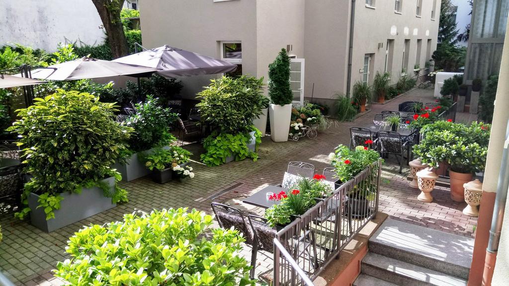 City-Hotel Am Wasserturm Halle ハレ エクステリア 写真